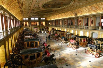 Interior of Coach Museum. (promptguides.com)