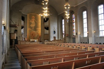 Gloria Dei, nave, side