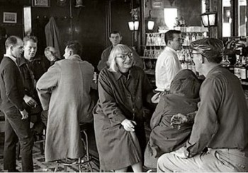 Jane Jacobs at the White Horse Tavern - in New York, not Newport. (elblogdefarina.blogspot.com)).