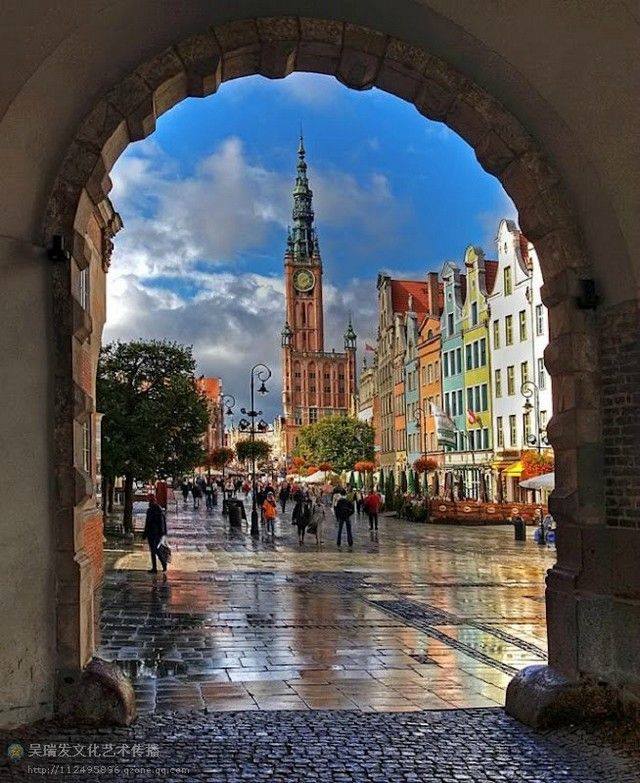Gdansk, Poland (from a set of excellent photos forwarded by e-mail)