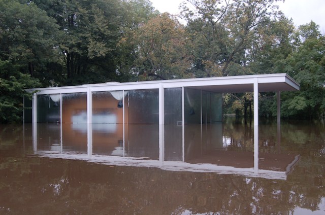 Farnsworth House during a flood. (Archtiectural Record)