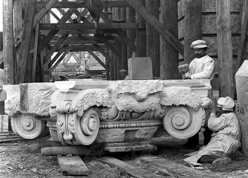 Perhaps a reader is familiar with this photograph that so resonates within our hearts. It is from the "home" section of the website of architect Tim Andersen.