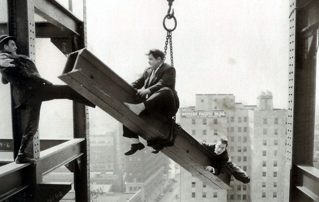 Note architecture in clip from Laurel and Hardy film. (emmanuelevening.org)