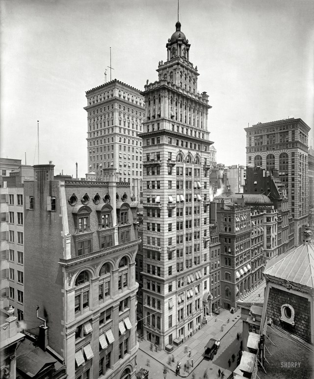 New York City, circa 1900. (shorpy.com)