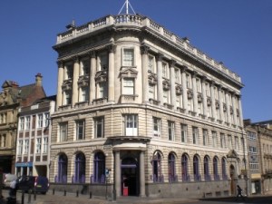 Typical traditional building. (knoji.com)