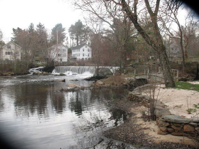 Bucolic scene in Woodville, a village in Richmond, R.I. (snipview.com)