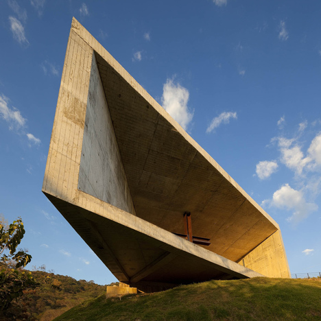 Cardedeu-by-EMC-Arquitectura_dezeen_sq.jpg