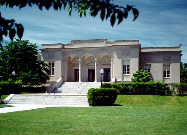 William Henry Hall Free Library, on Broad Street, Cranston. (oslri.com)